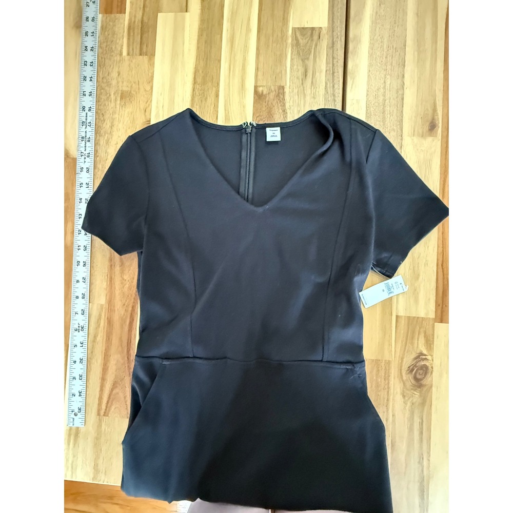 Old Navy Womens V-Neck Sheath Dress black Short Sleeve Pockets XS NWT - Picture 2 of 4